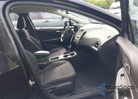 2018 Chevrolet Cruze Ls Auto from USA, damaged, VIN 1G1BC5SM7J7215051